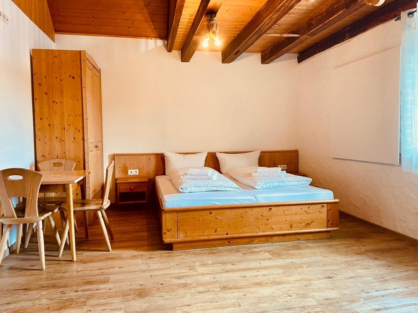 Hotel Gaestehaus Spoth à Rust Extérieur photo