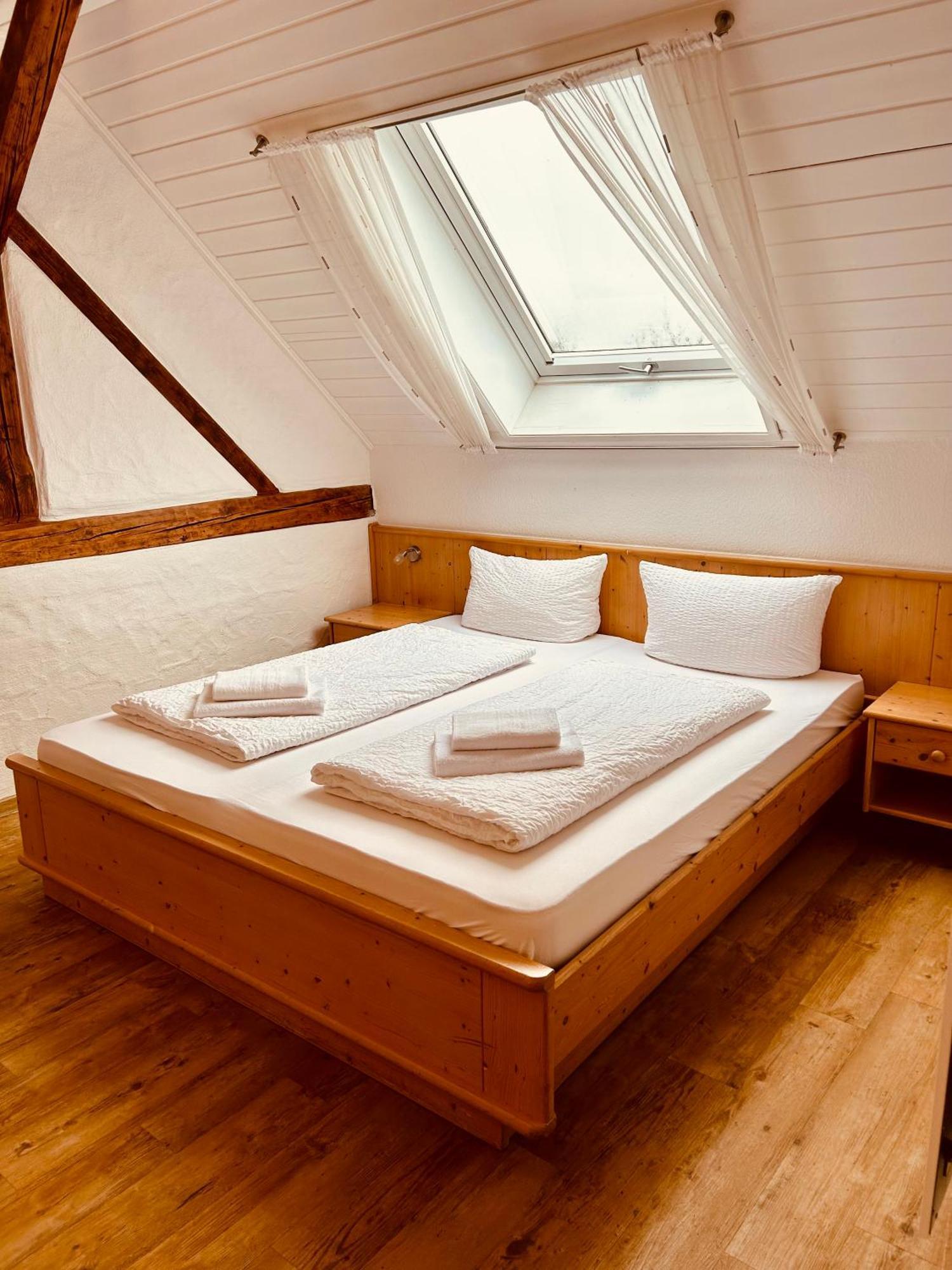 Hotel Gaestehaus Spoth à Rust Extérieur photo